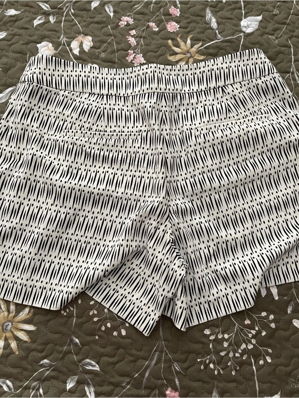 LOFT White High-Rise Jeans and white with black detail shorts. - Picture 6 of 7